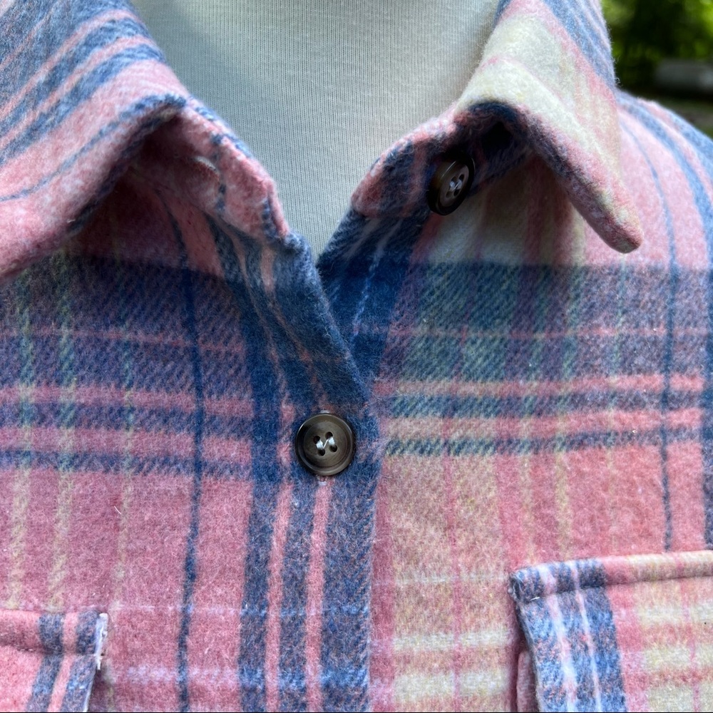 Pink plaid shirt overshirt jacket button up with pockets - Picture 8 of 14